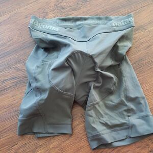 Patagonia Women's Gray Padded Biker Shorts Size XS Athletic Outdoor